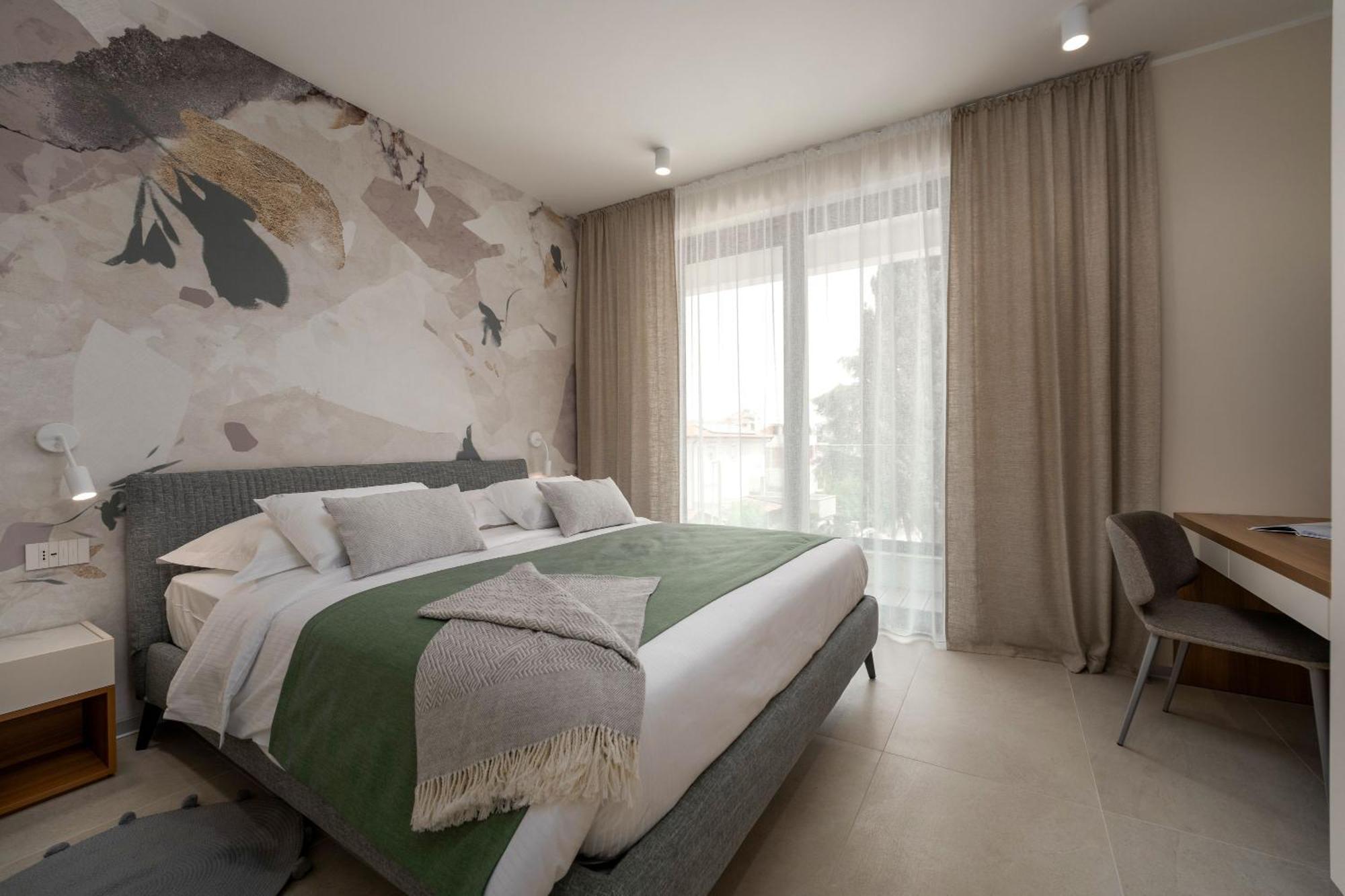 The Q Bliss - Your New 4-Star Hideaway With A Garage Ρόβινι Εξωτερικό φωτογραφία